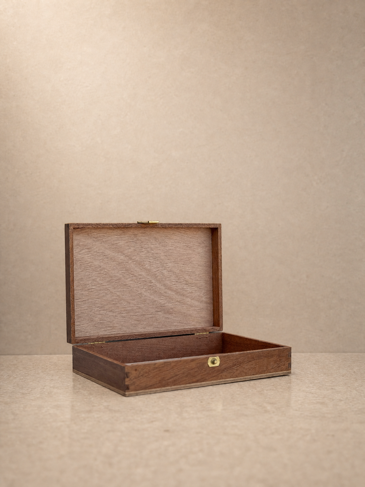 Estuche de caoba — 1