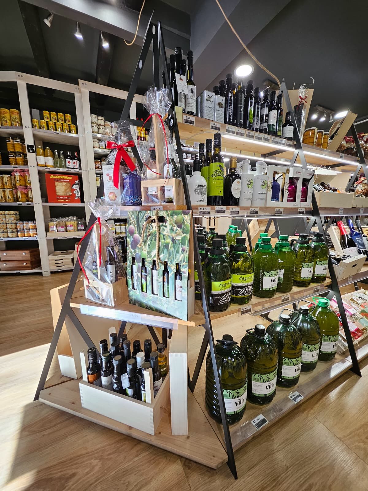 Selección de vinos en la tienda BO Ilersis